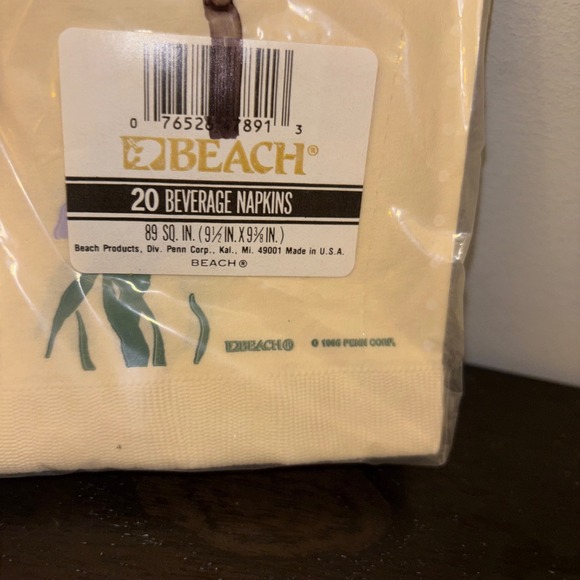 Vintage Beach Beverage Napkins | 20 Count | Cream Floral Iris | NWT - Picture 5 of 5